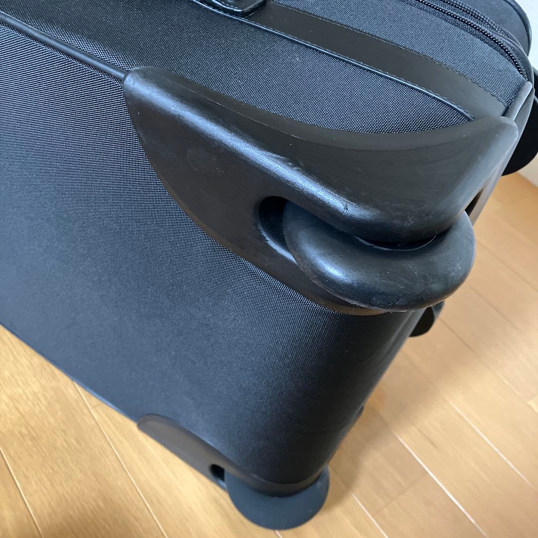 超美品COACHユニセックスキャリーケースビジネス出張用ブラックキャリーバック