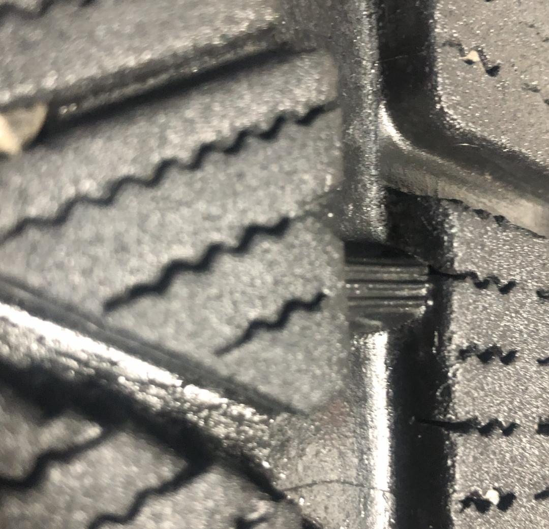 ブリヂストン BLIZZAK DM-V3 4本 265/65R17 N007