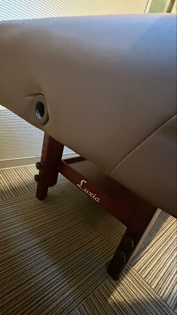 FAGGIO 高級木製マッサージベッド　ブラウン