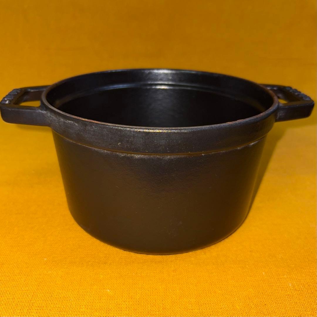 早い者勝ち‼️希少 美品 ストウブ ココット16cm 旧型 深型 鉄鍋 ホーロー