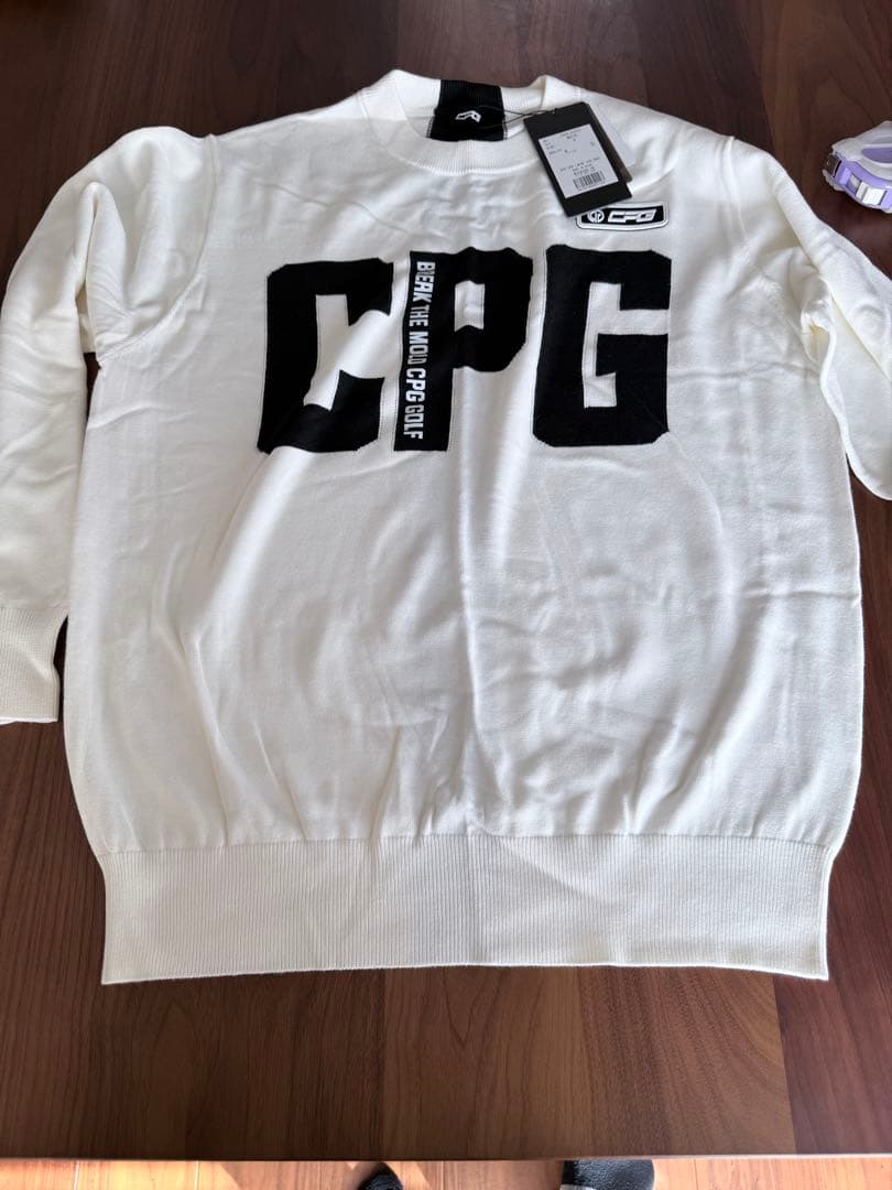 CPG ホワイト セーター サイズ3