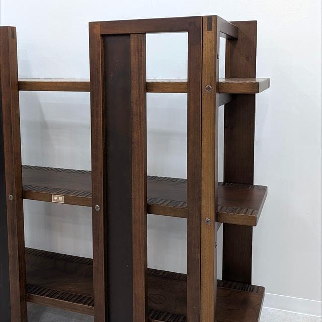 日本民芸デザイン陳列棚（オープンシェルフ）