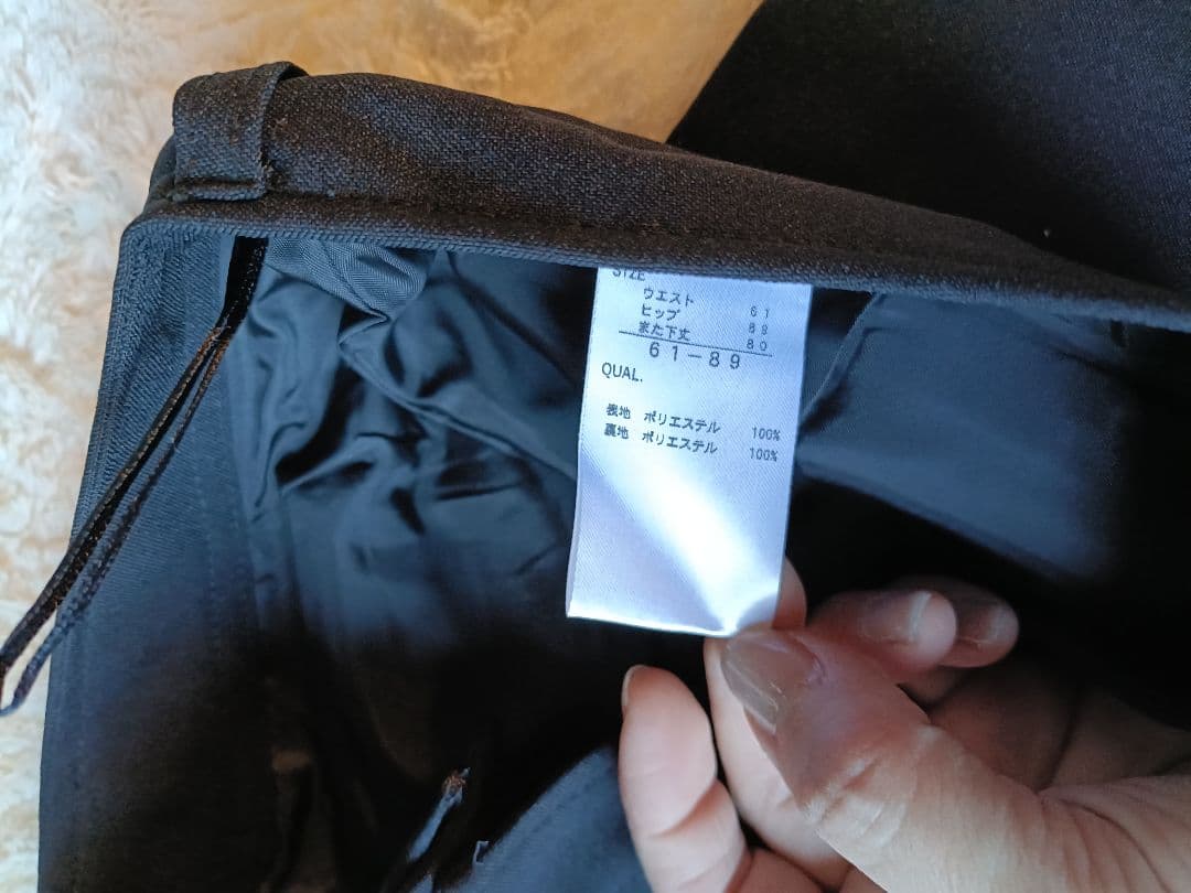 【形状安定】選択機で洗えるスーツ　ブラックパンツスーツ シングルボタン