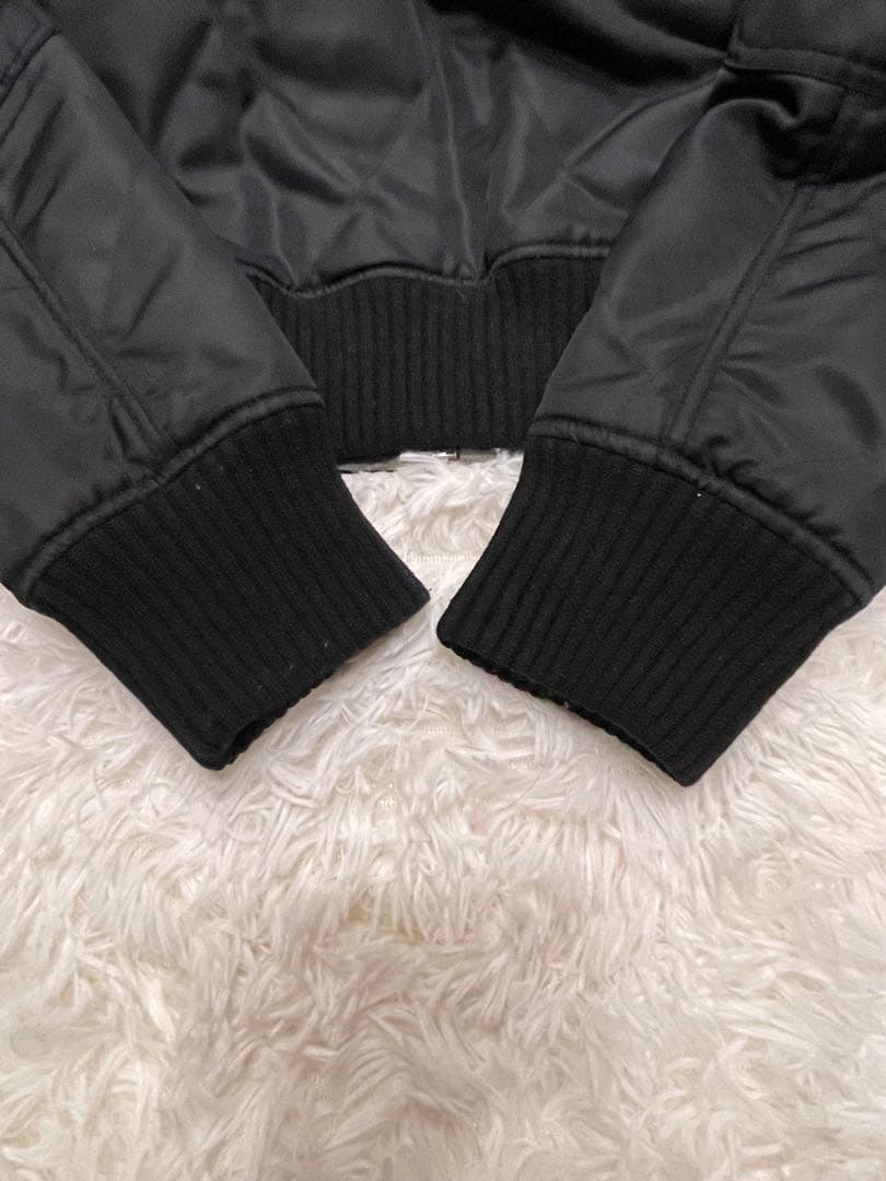 【90sアーカイブ】ドルチェ＆ガッバーナ。武骨さと色気が共存する、究極のブルゾン