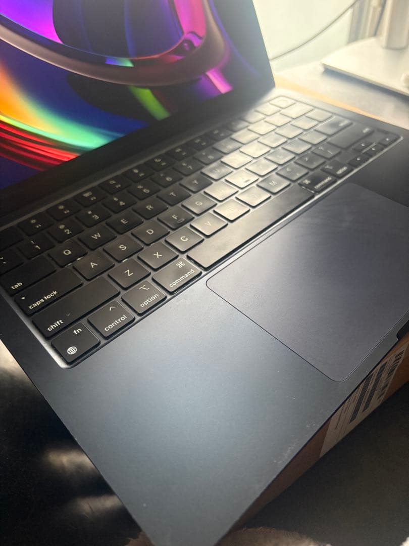 M2 MacBook Air 16GB/256GB ミッドナイト