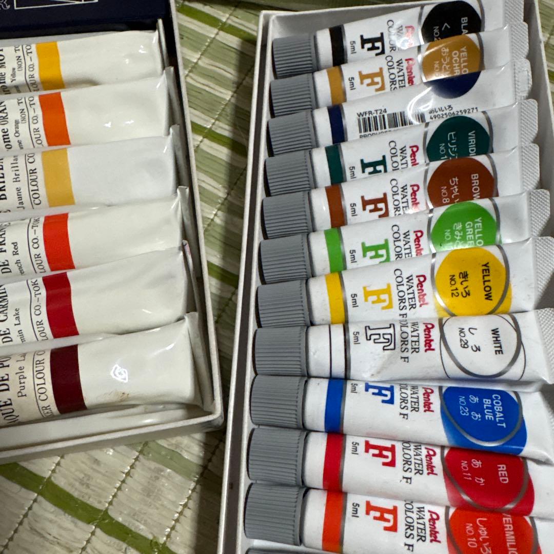 水彩絵具　色鉛筆　顔彩　スクラッチアート　絵画用品セット　筆　アート　まとめ売り