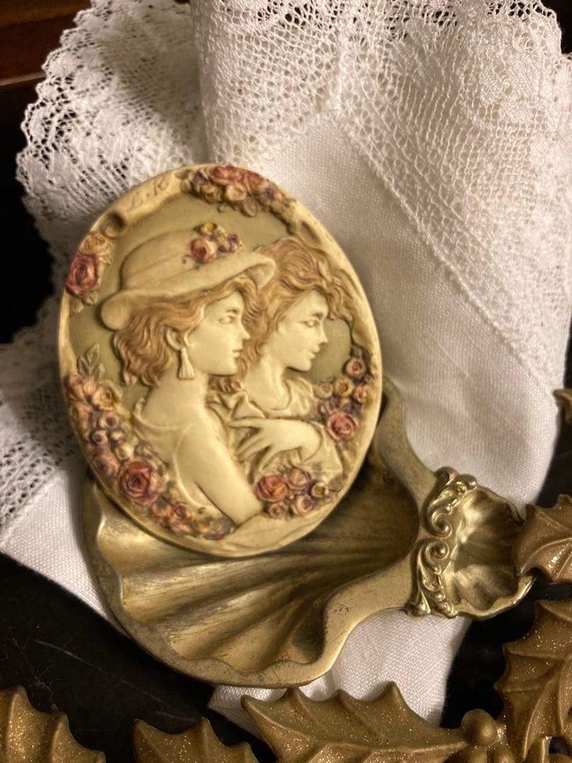 1997年アイリッシュリネンポケットチーフ繊細な手作業レースドイリーヴィンテージ