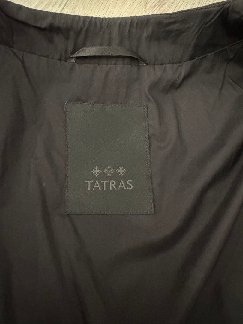 【美品】TATRAS ブラック ダウンジャケット