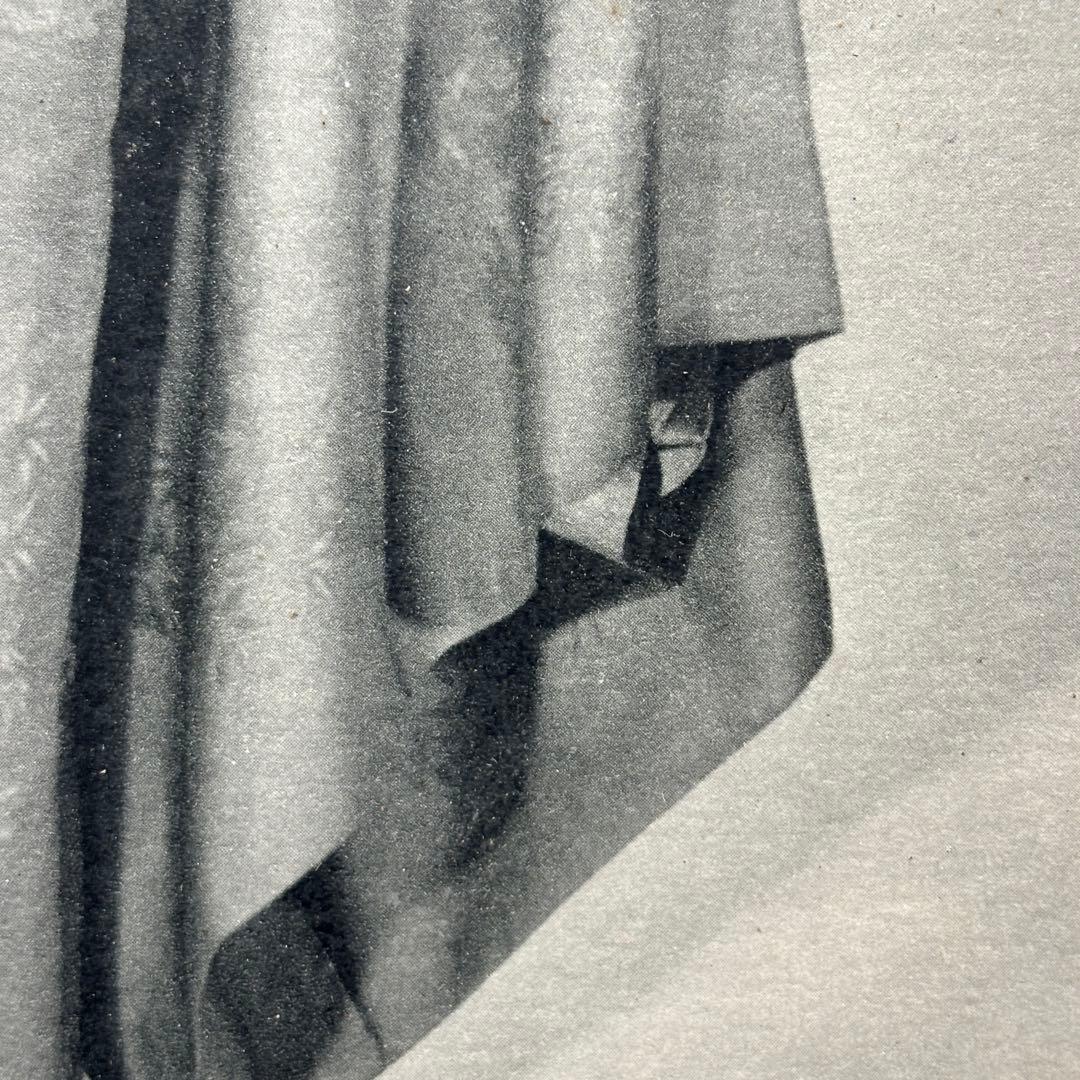 【明治天皇】黄櫨染御袍・立纓御冠・時代御写真・美術骨董・気韻生動古風な額装額縁入