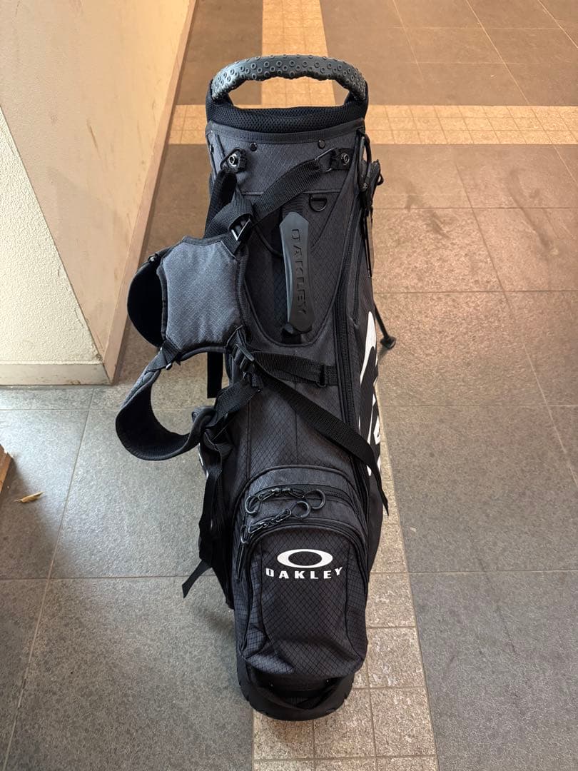 OAKLEY キャディバッグ 黒 スタンド付き