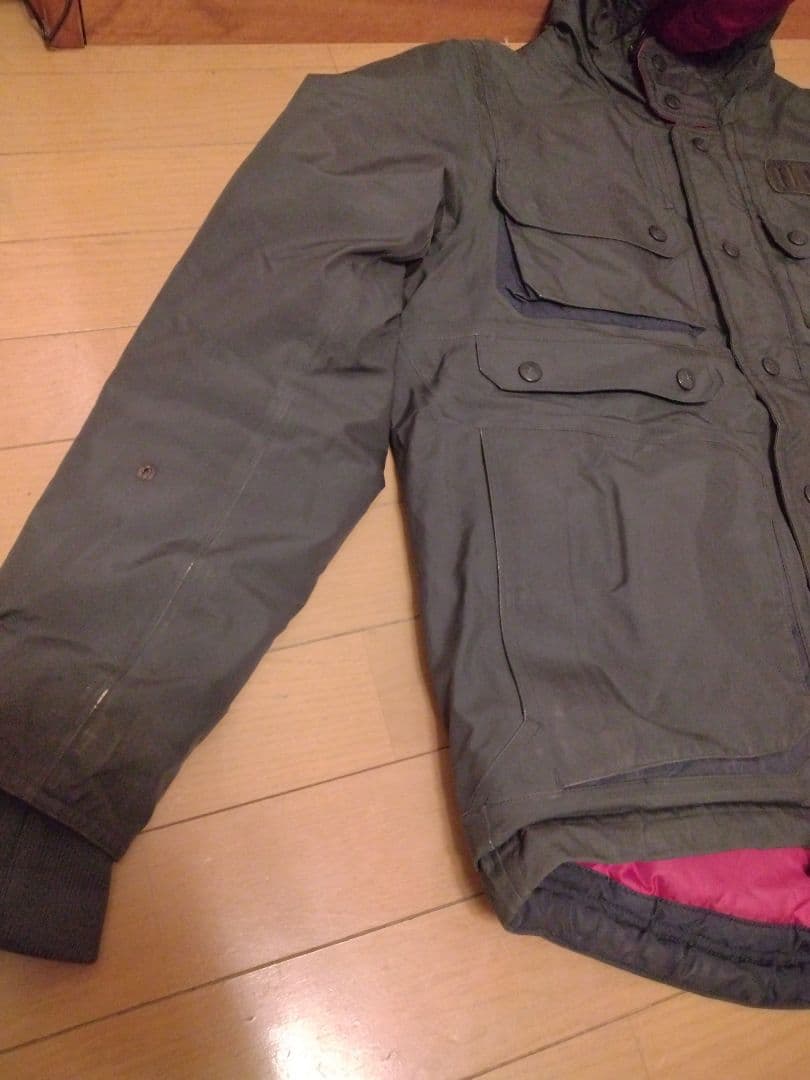 WHITE MOUNTAINEERING GORE-TEX ダウン 定価9万