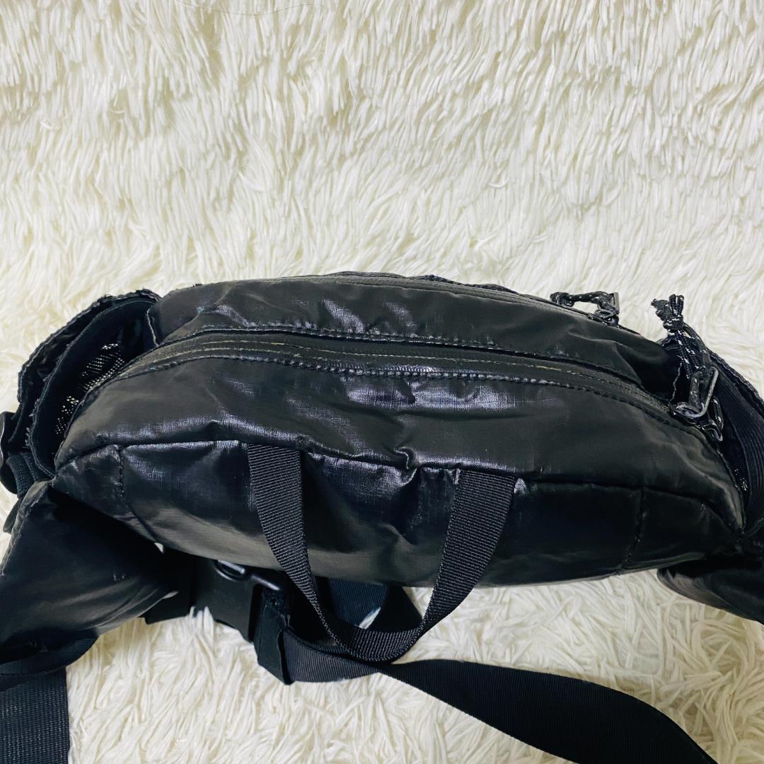 Supreme ボディバッグ 斜めがけ 黒 ブラック ショルダーバッグ