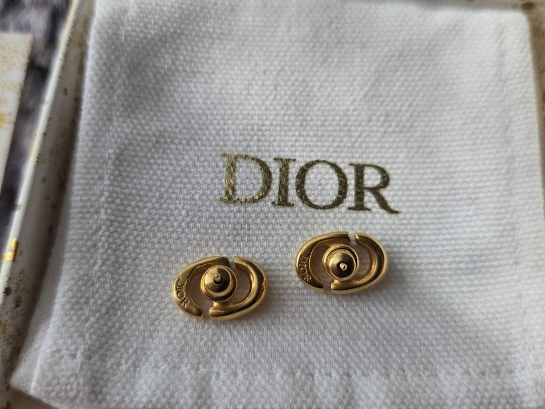 2/8まで値下げ【超美品】DIOR CD Navy スタッドピアス