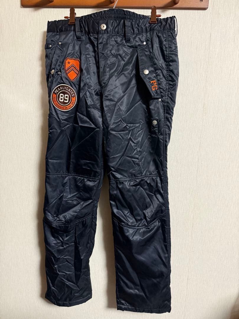 中古 美品 サイズ6 パーリーゲイツ ゴルフパンツ ワッペン ブラック