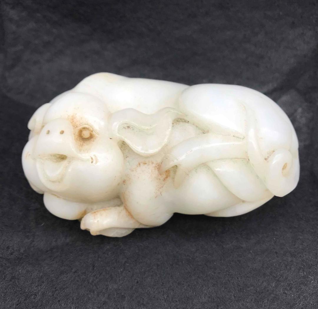 中国古美術　清時代　和田玉　純暖和田白玉彫り　縁起と財宝　豚　瑞猪(F-22)