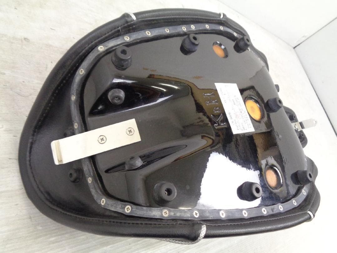 ダイナ FXDL FLD 06-17 K&H ガンファイター シート ブラック