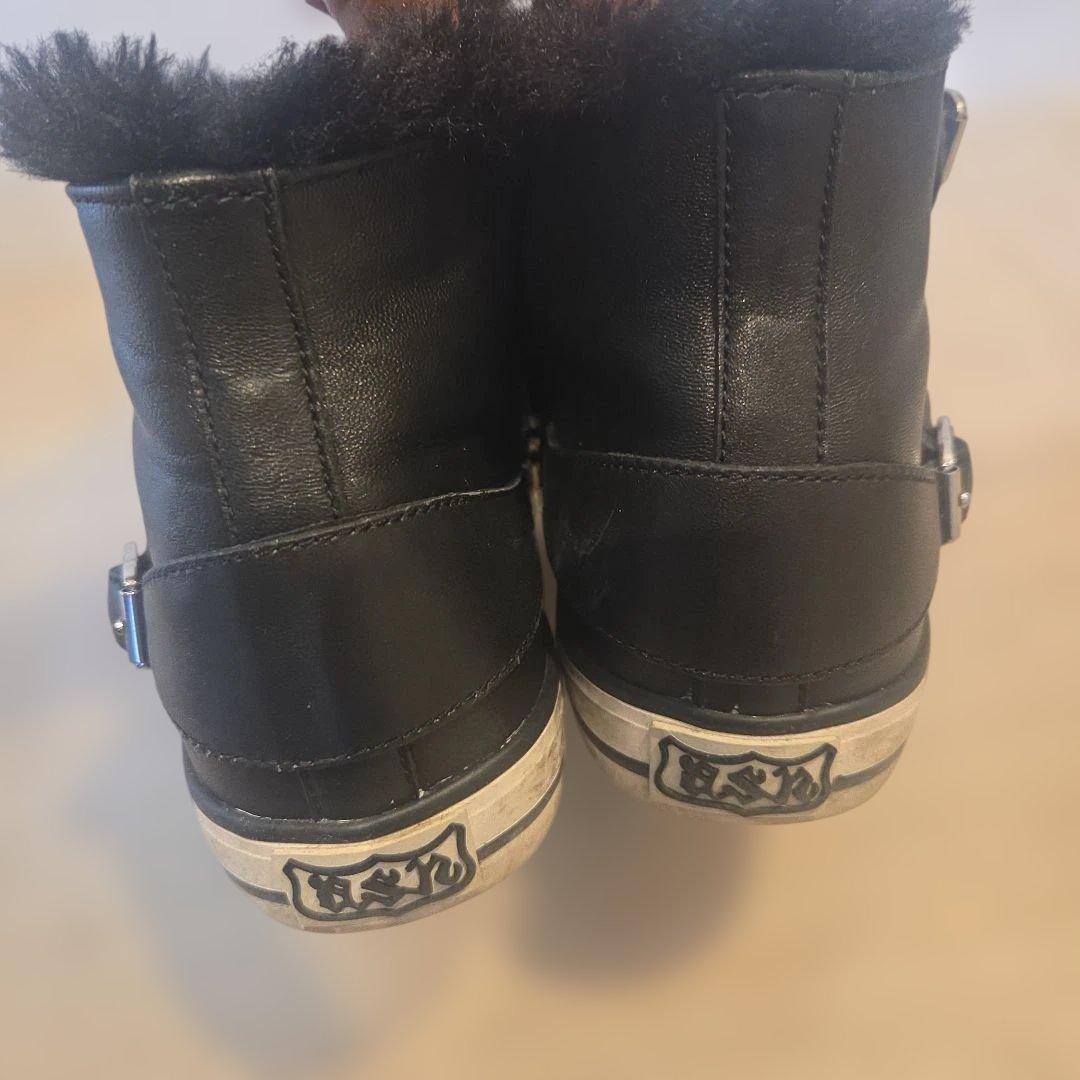 ASH ファー ブラック ハイカットスニーカー