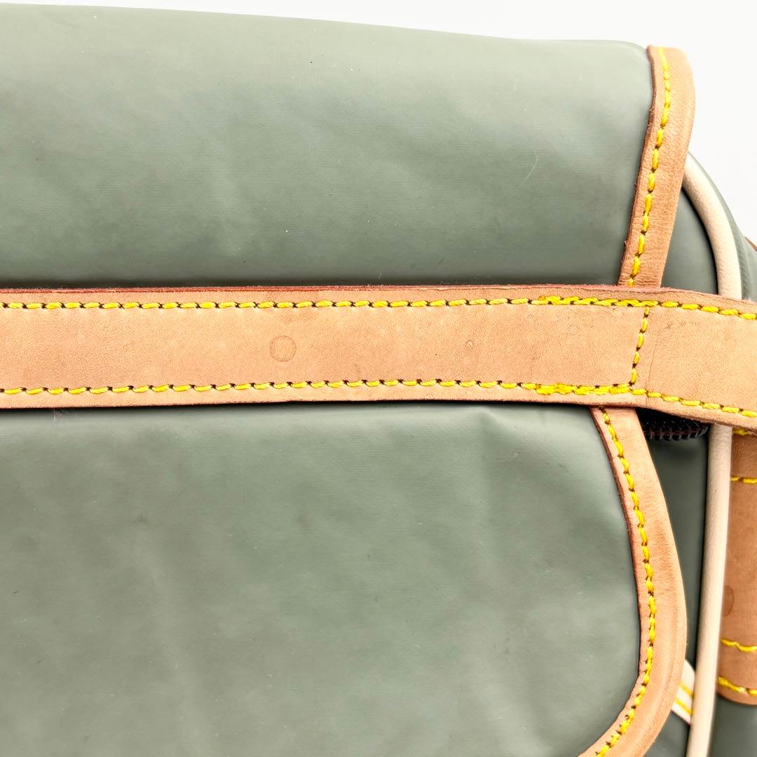 未使用級✨ハンティングワールド バチューサーパス キャリーオールM カーキ