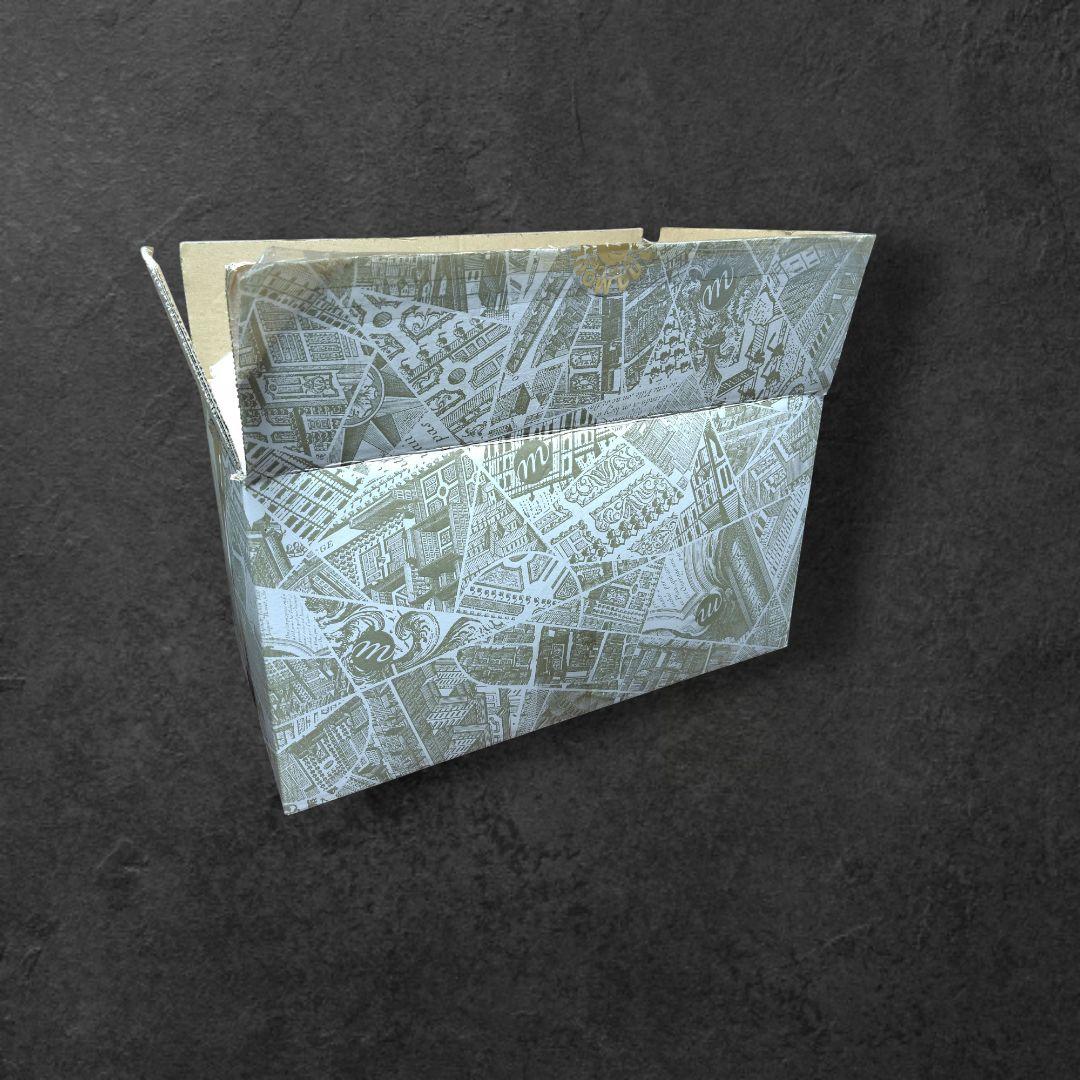 複製彫刻 ネックレスをしたバステト女神 猫 樹脂製 置物 美品 正規品