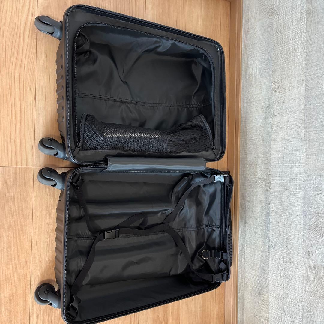 BRIEFING ブラック キャリーケース TSAロック付き(37リットル)