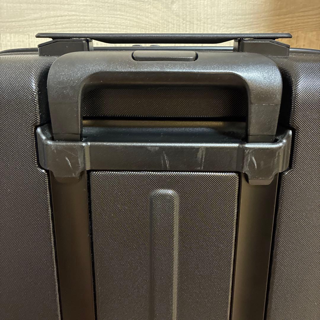 BRIEFING ブラック キャリーケース TSAロック付き(37リットル)