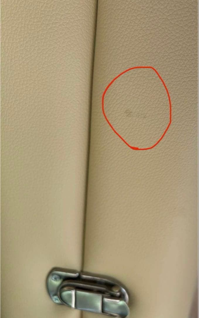 【新品未使用】【訳あり】マッサージ　ベッド　折りたたみ