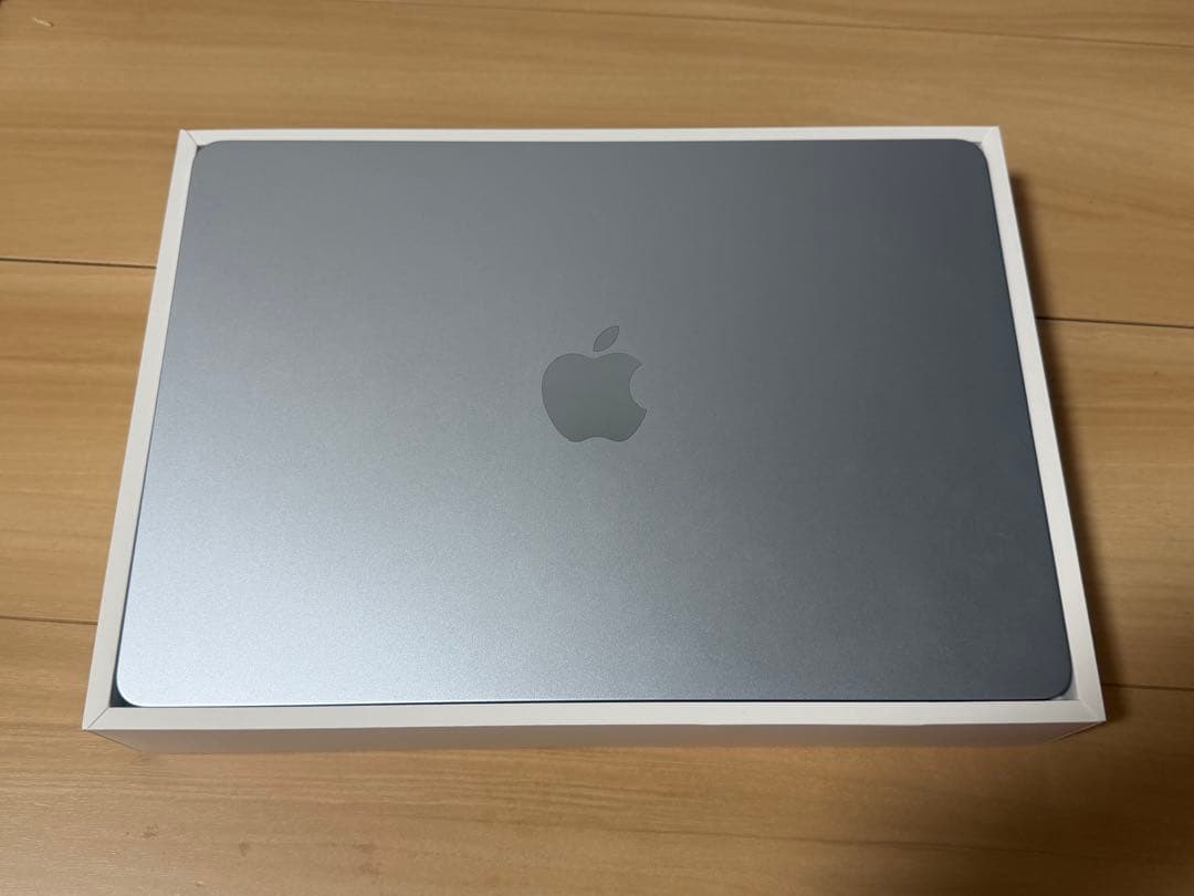 MacBook Air 13インチ スカイブルー【M4/24GB/512GB】