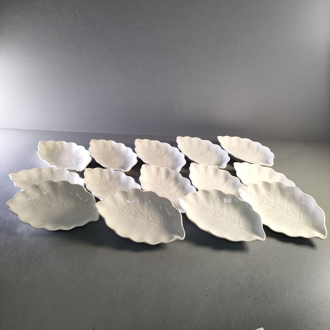 A1283-4/在銘/葉形銘々皿14客/向付/飾皿/盛皿/菓子皿/懐石道具/