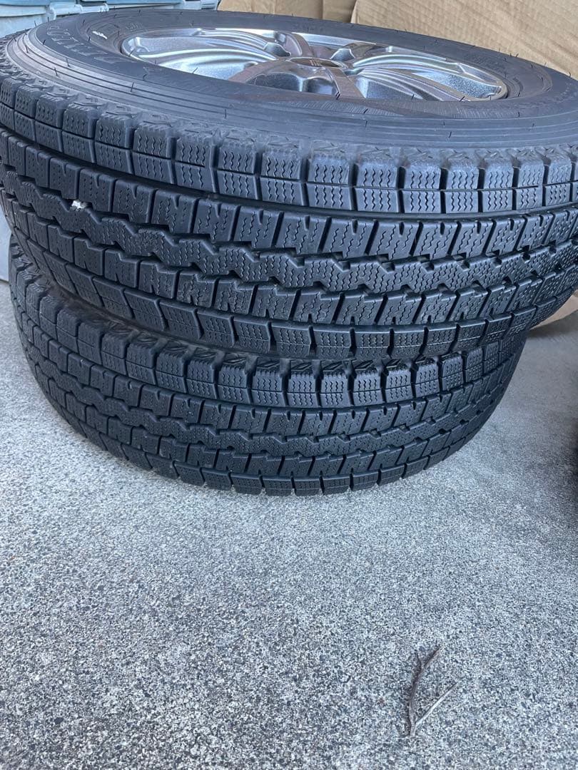 8 DUNLOP 165/R13 LT 6PR 2021年製 スタッドレス