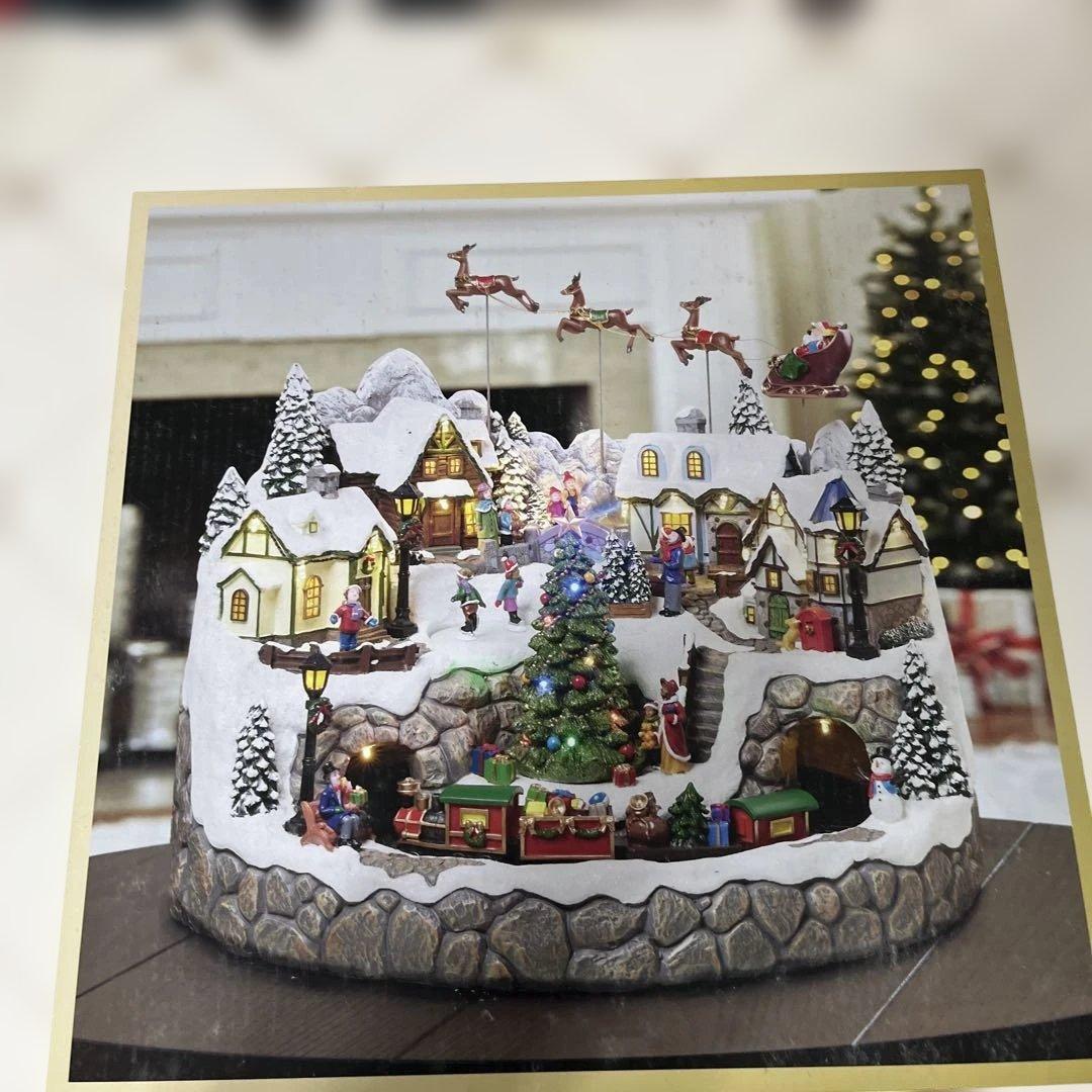 y Holiday Village クリスマスデコレーション