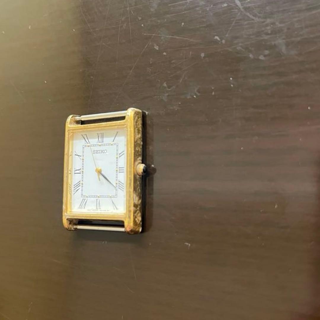 v*e様 【ジャンク品】SEIKO 腕時計　ベルトなし
