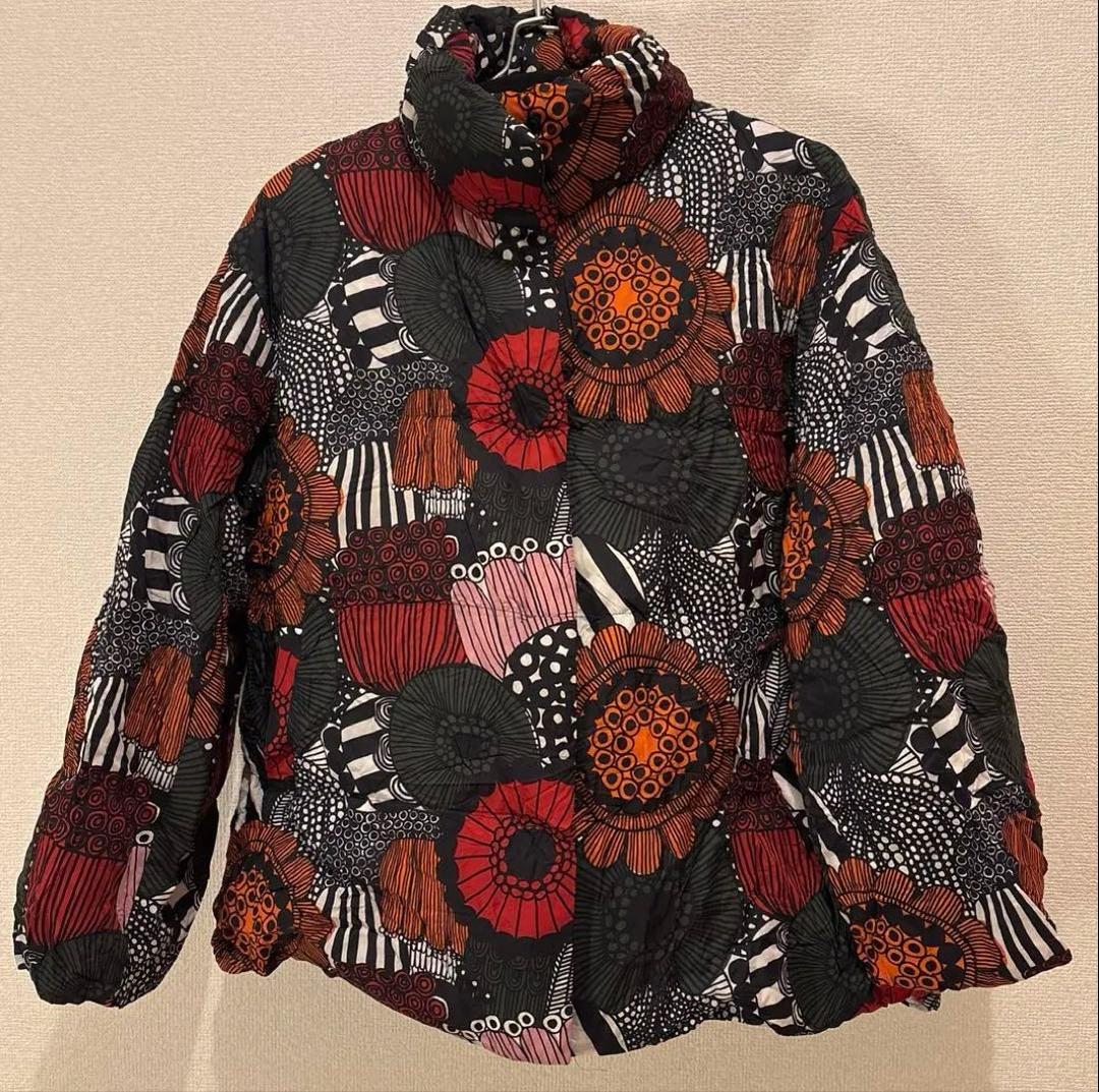 海外限定 マリメッコxユニクロ　ウルトラライトダウンL