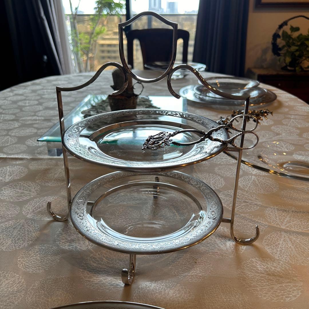 ケーキスタンド　シルバー製