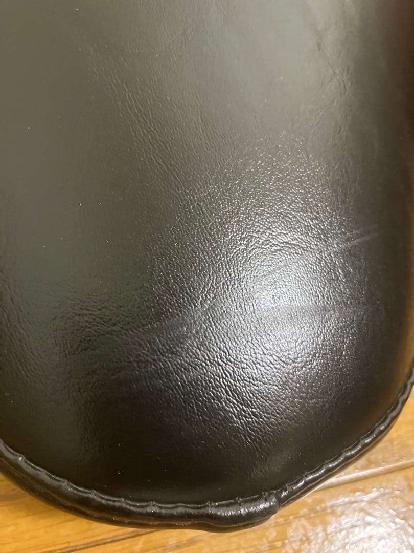 ラペラ　Le Pera ハーレー　ソフテイル　ソロシート　FXST FLST