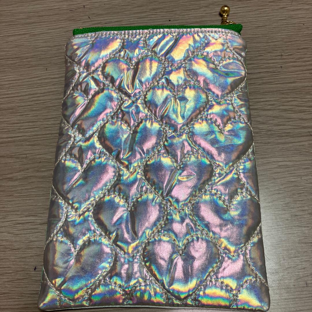 感謝価格　ミニフラットポーチ　パグちゃん