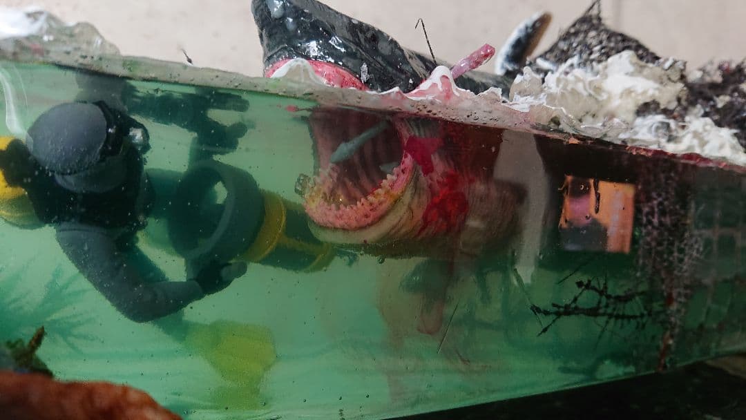 サメ・ダイバー・レジンアート