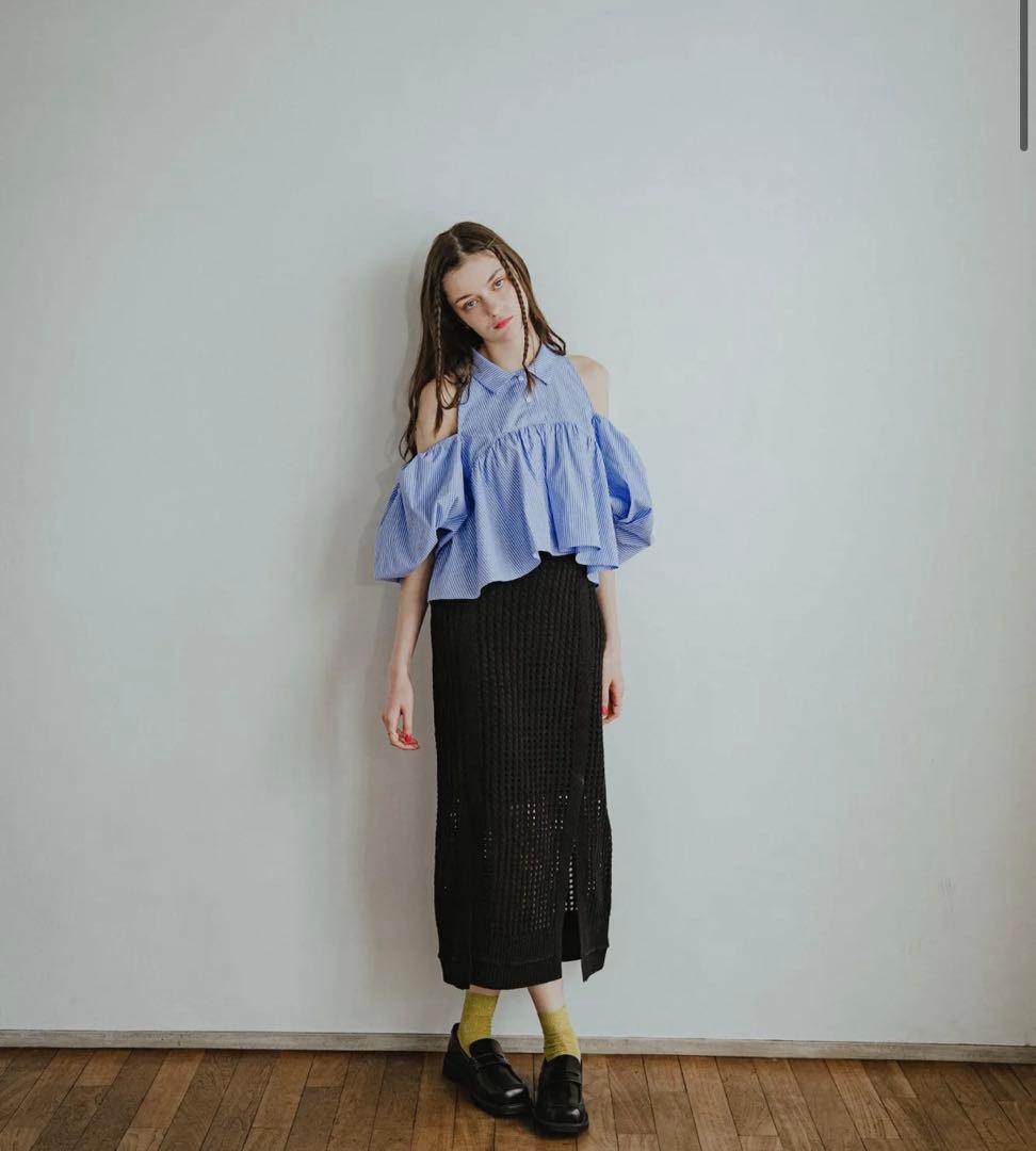 PINUE バルーンスリーブブラウス（ブルー）