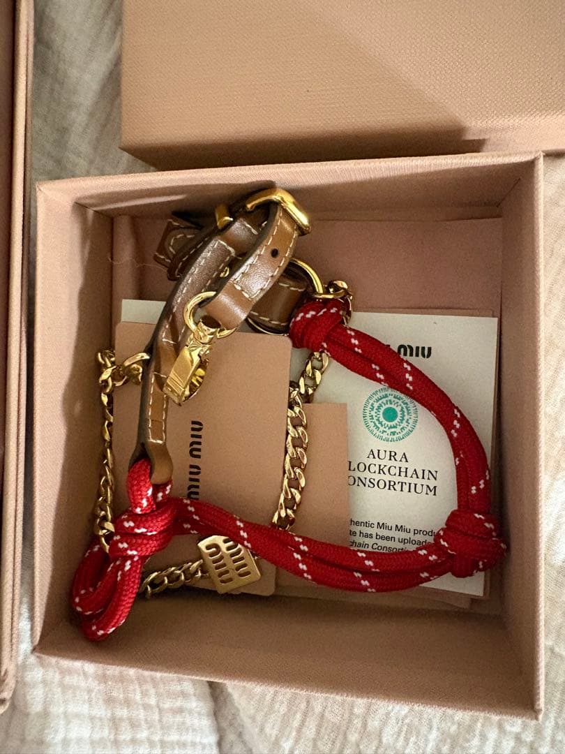 Miu Miu ボーバッグ　チャーム付き