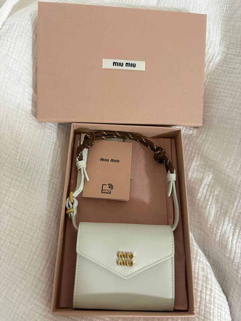 Miu Miu ボーバッグ　チャーム付き