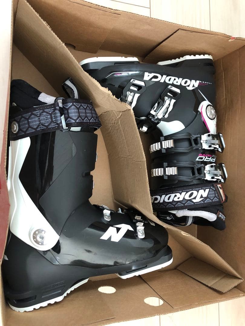 Nordica スキーブーツ レディース ブラック系 23〜23.5cm