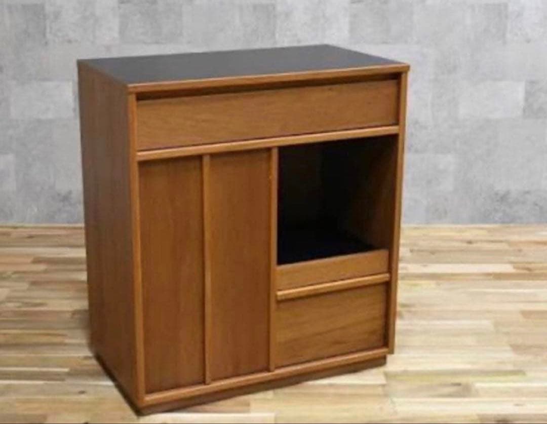 unico ウニコ　キッチンボード　食器棚