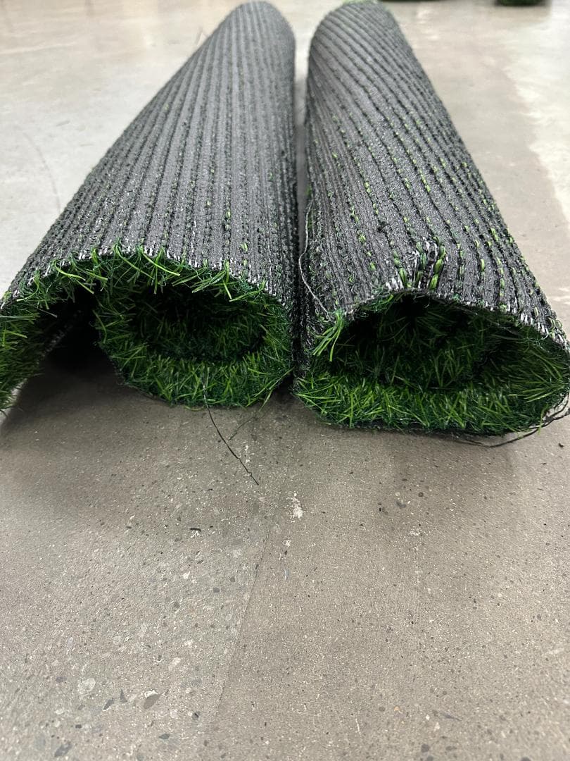 【2点セット】 人工芝（１m×２m）庭 ベランダ テラス 1本