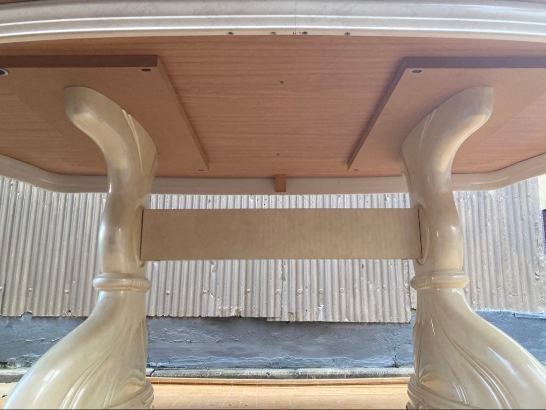 アンティーク調テーブル