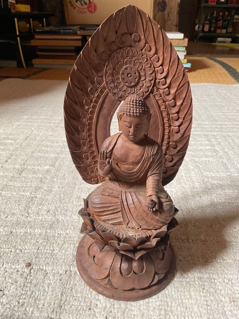 大正末期／木造・阿弥陀如来座像。【舟形後背含む22cm 3分割出来ます】。