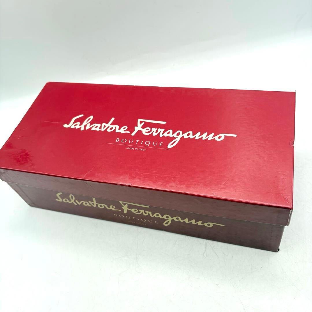 極美品✨サルヴァトーレフェラガモ ヴァラリボン 黒 フラットパンプス レザー