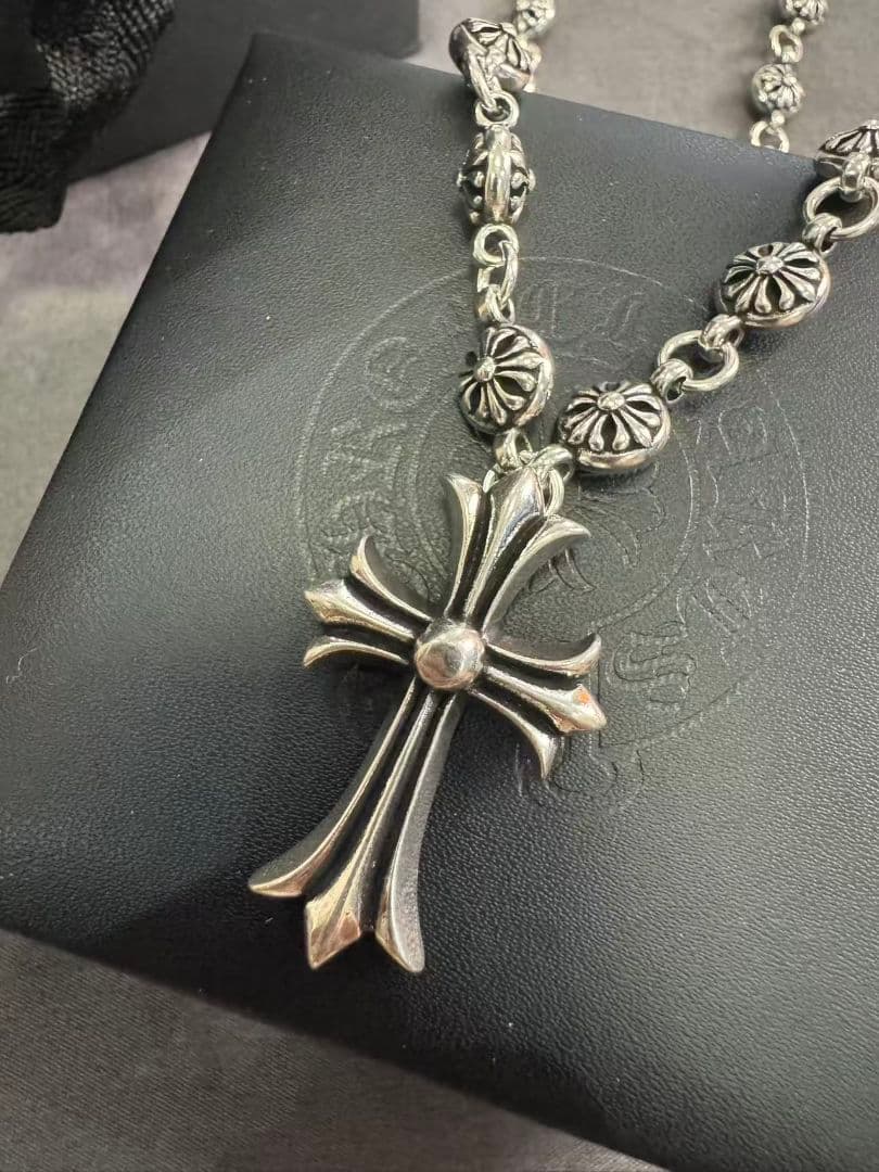 【限定値段】 スモールクロスボールネックレス