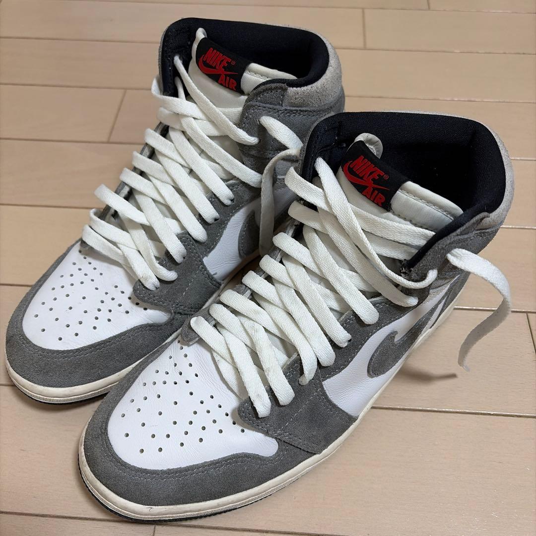 ナイキ エアジョーダン1 レトロ ハイ OG ブラック アンド スモークグレー