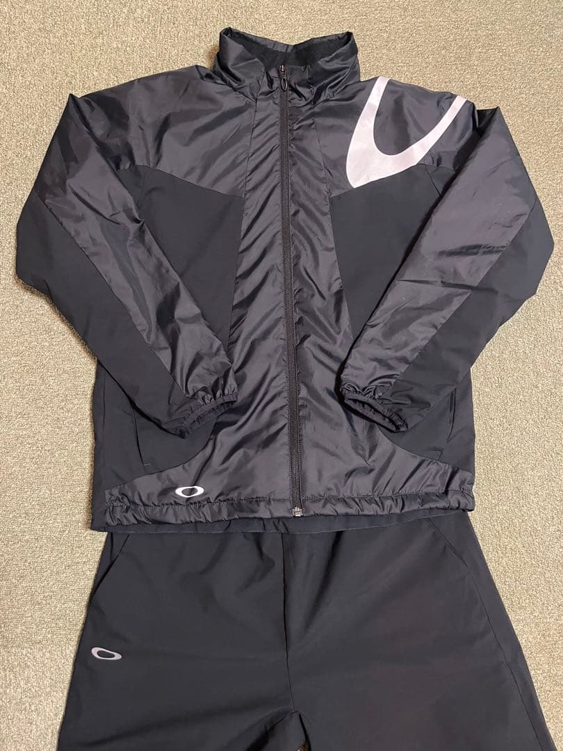Oakley ブラック ジャージ上下セット