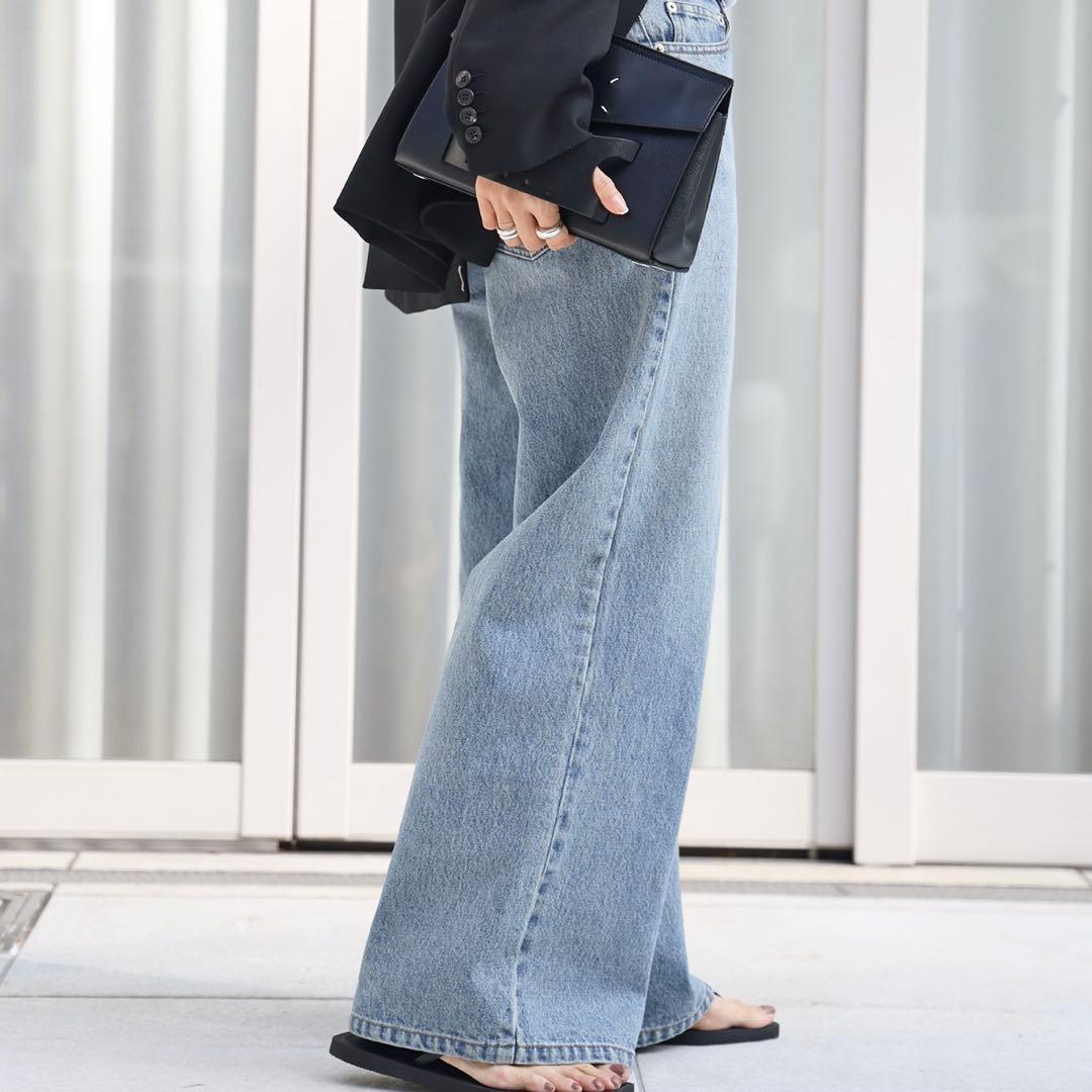 ドゥーズィエムクラス　loose jeans plage アパルトモン