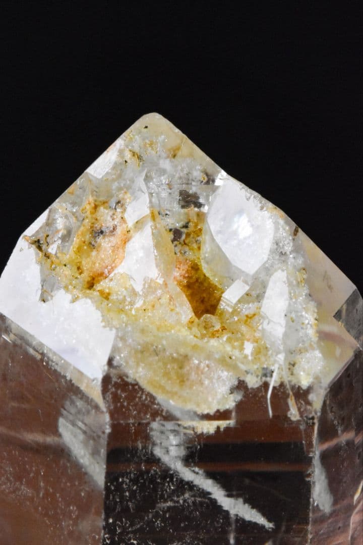 マニハール産 クローライト ルチル入りクリアポイント